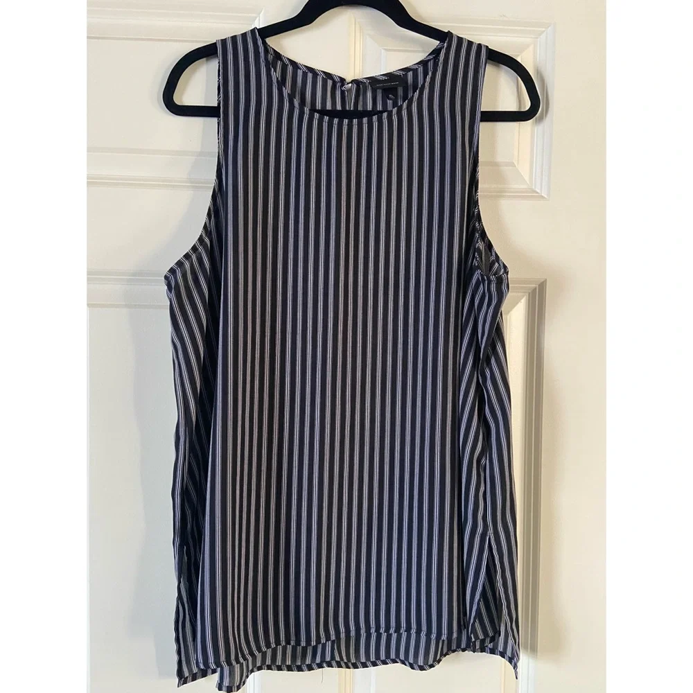 Black Striped Sleeveless Blouse - Picture 1 of 2